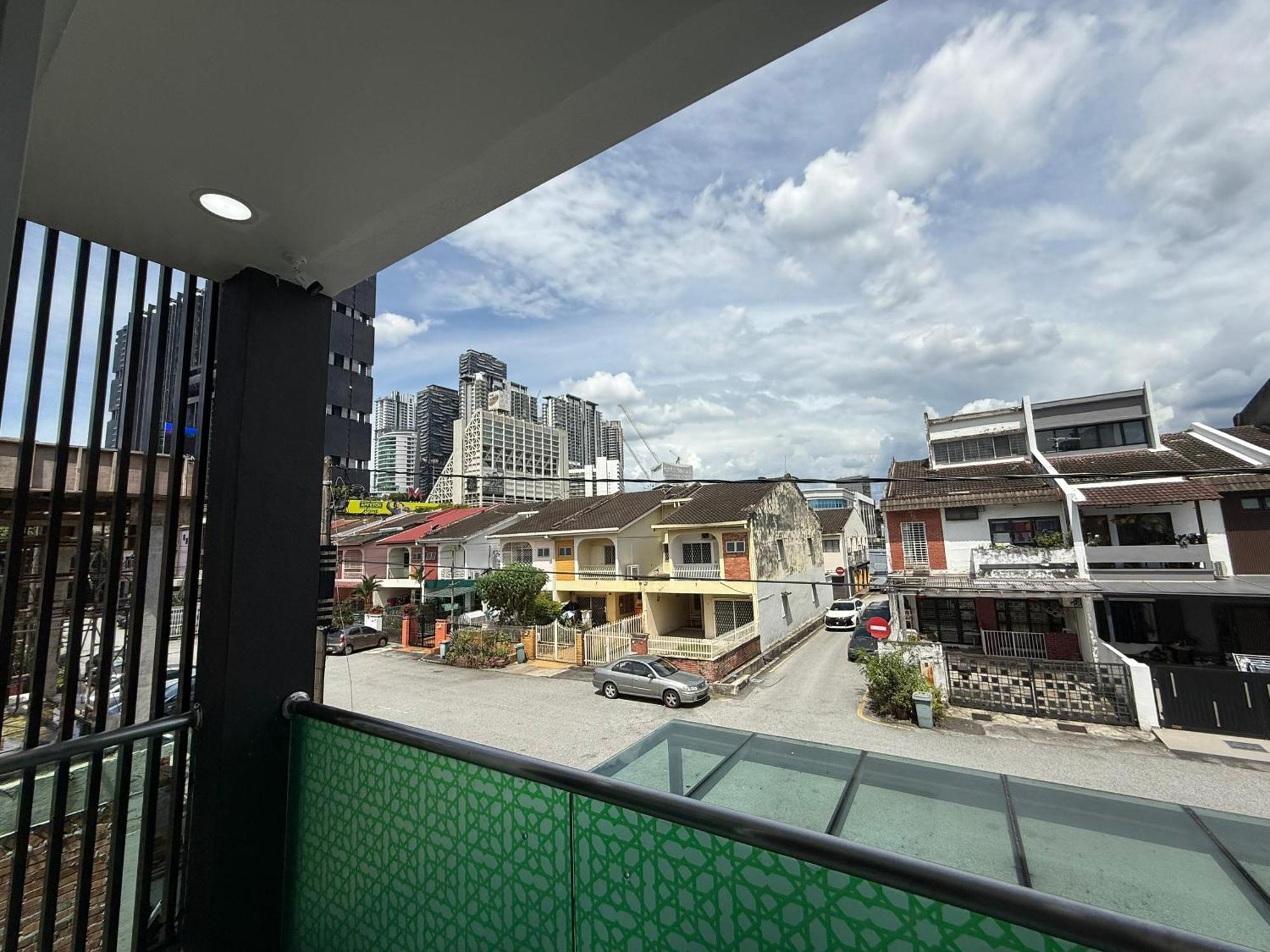 Prime Suite At Ampang - Individual Private Rooms Kuala Lumpur Luaran gambar